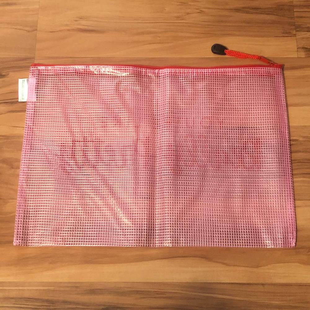 NWOT’s T-Shirt, Pool Bag, Felt Board & Tote Bundle - Picture 7 of 10